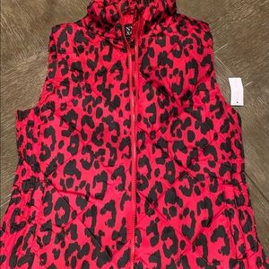 NY & Co New with tag L Puffer Vest